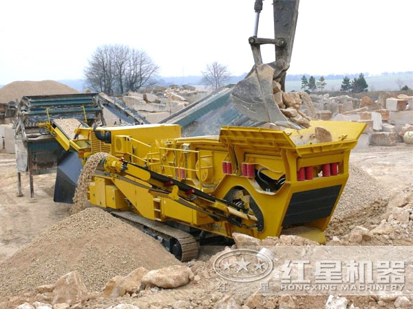 移動式破碎機現場圖 移動式破碎機現場圖