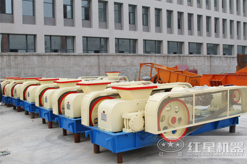 91看片APP软件機器生產的輥式破碎機